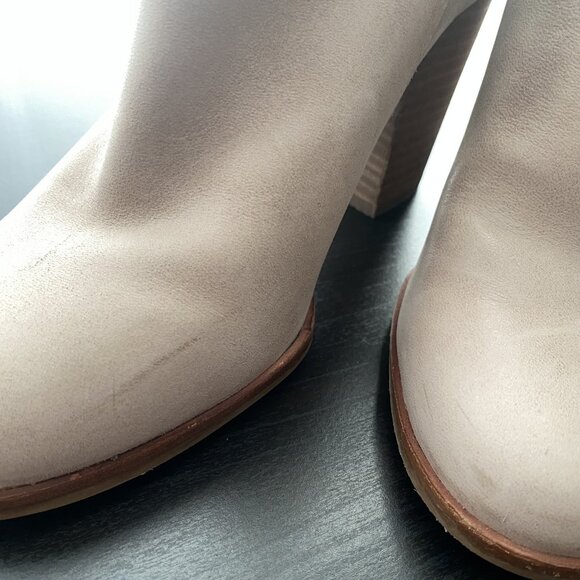 Gianni Bini 7 Leather Tan Zip Booties - Picture 2 of 8